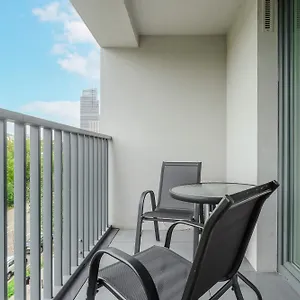 Premium In The Center Of With Free Parking & Balcony Варшава